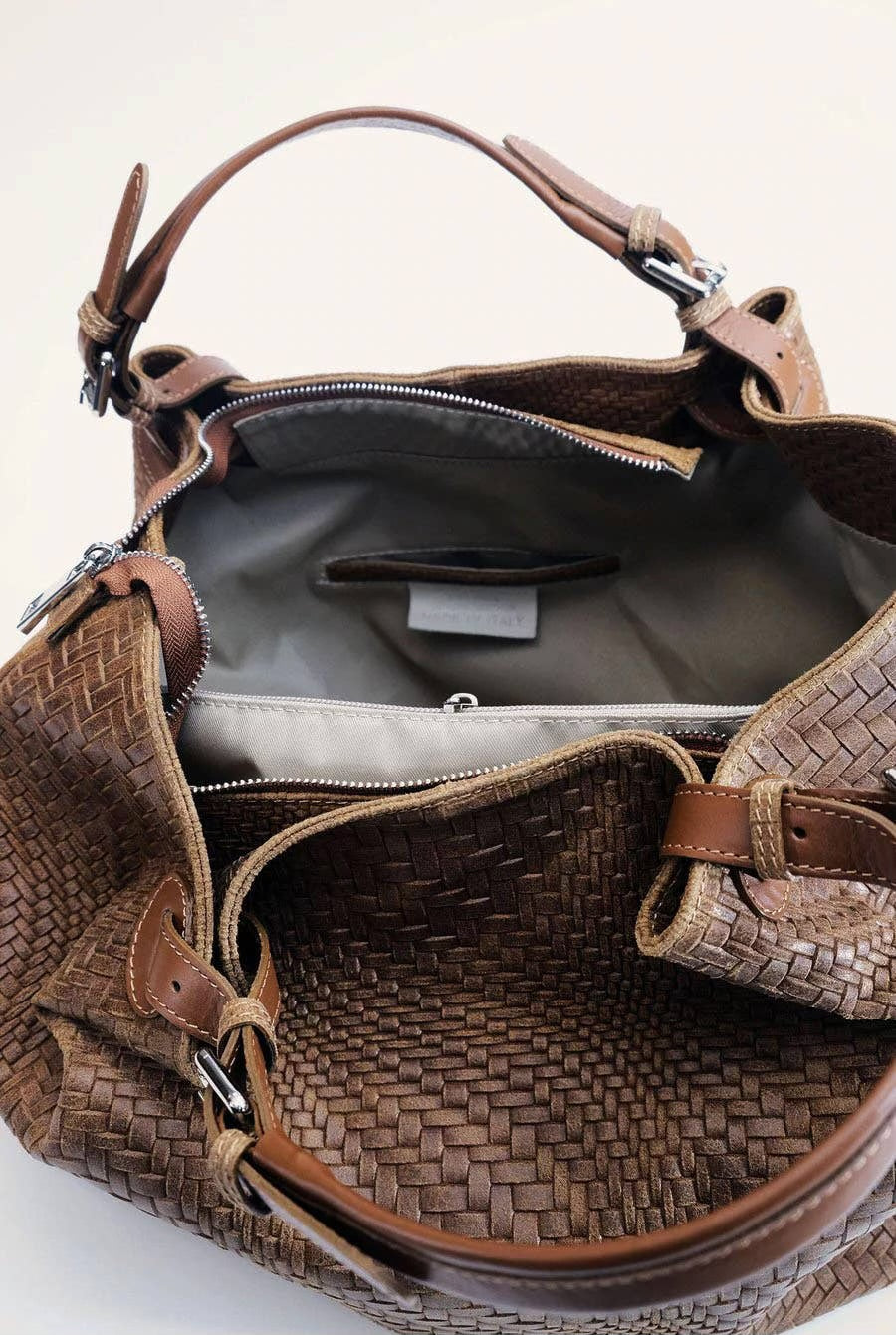 Waved Leather Shopping Bag - Brown